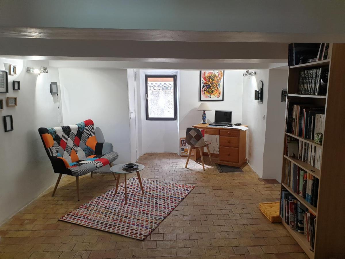 Bed & Breakfast Mas De Reilhanette Montbrun-les-Bains